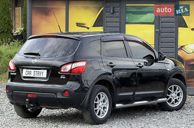 Внедорожник / Кроссовер Nissan Qashqai 2011 в 