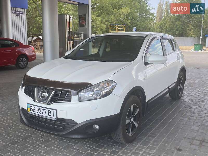 Позашляховик / Кросовер Nissan Qashqai 2011 в Миколаєві