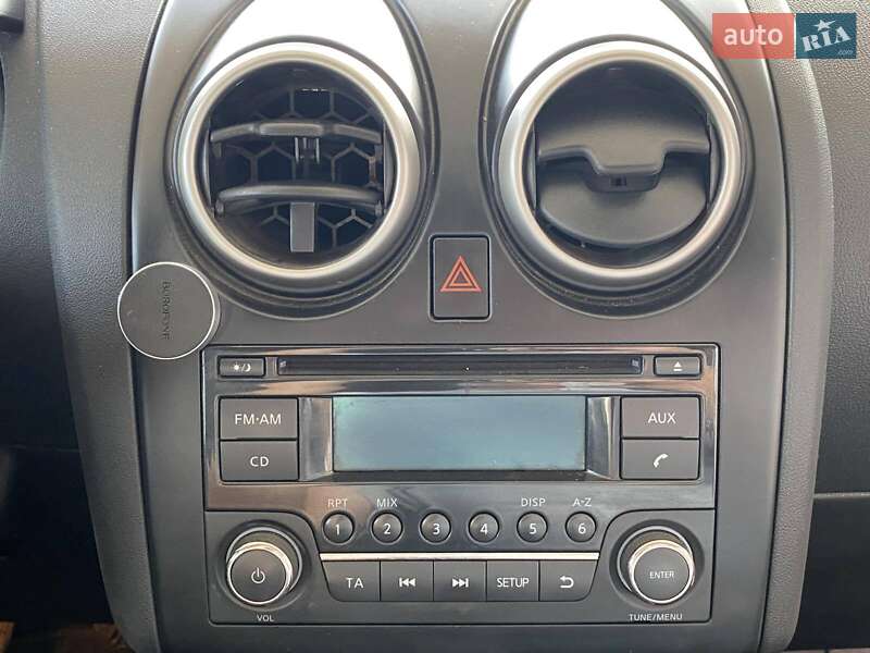 Позашляховик / Кросовер Nissan Qashqai 2011 в Миколаєві