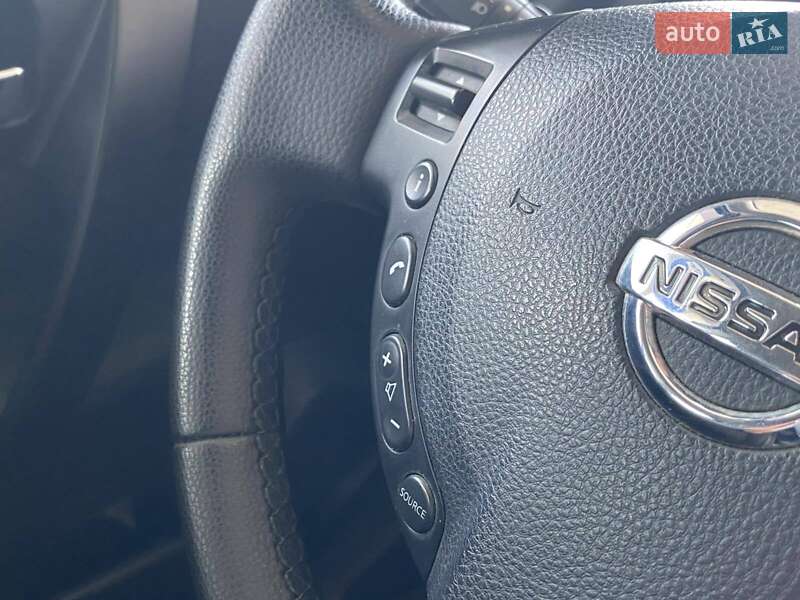 Позашляховик / Кросовер Nissan Qashqai 2011 в Миколаєві