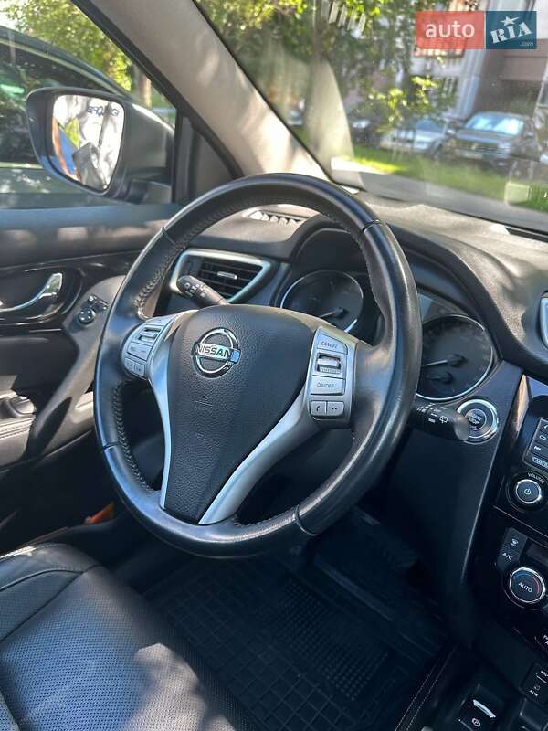 Внедорожник / Кроссовер Nissan Qashqai 2016 в Киеве