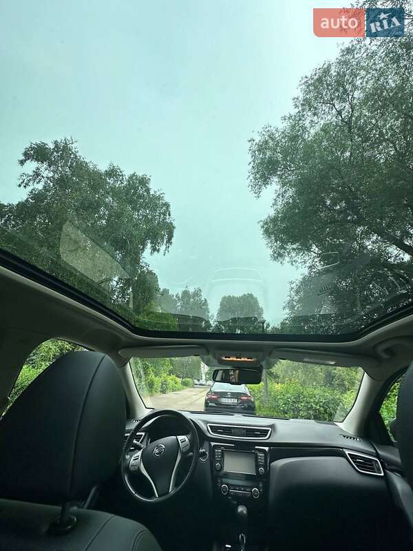 Внедорожник / Кроссовер Nissan Qashqai 2016 в Киеве