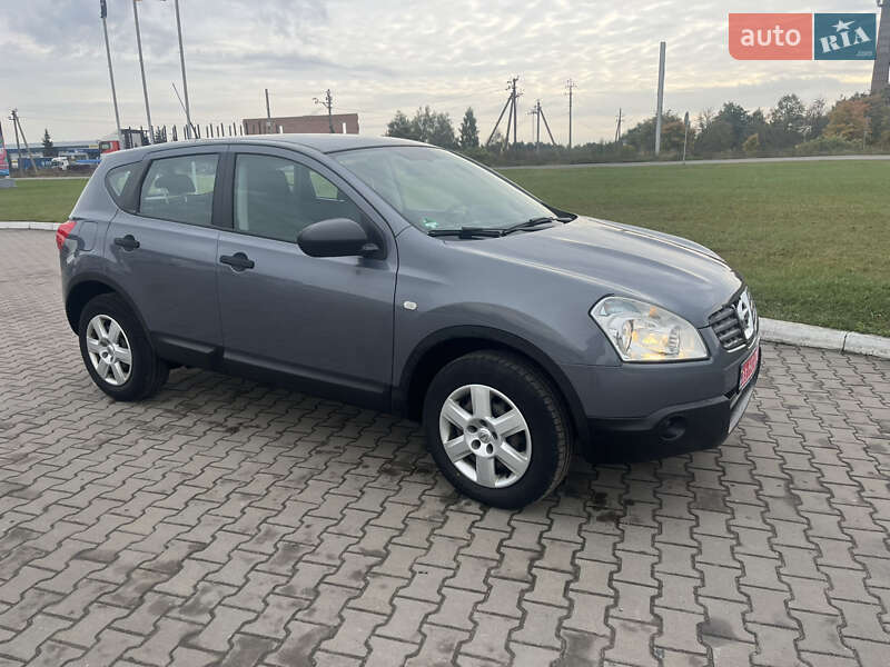 Внедорожник / Кроссовер Nissan Qashqai 2009 в Сарнах