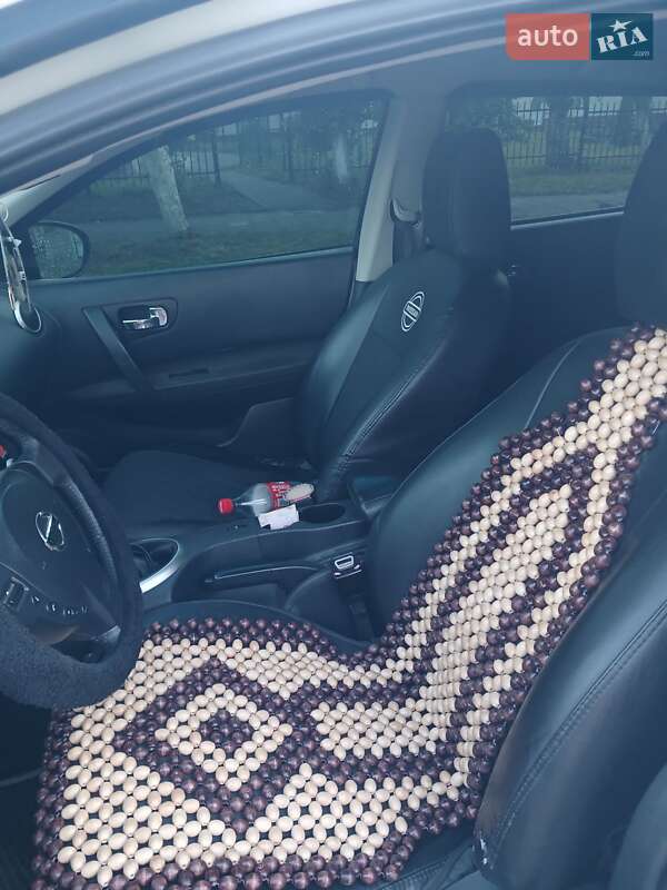 Nissan Qashqai 2010
