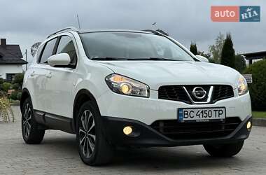 Внедорожник / Кроссовер Nissan Qashqai 2010 в Стрые