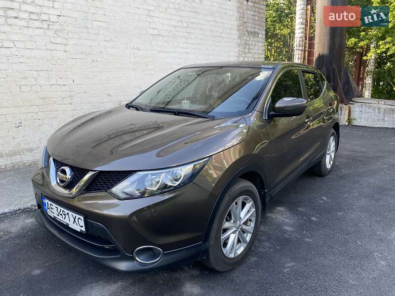 Внедорожник / Кроссовер Nissan Qashqai 2017 в Днепре