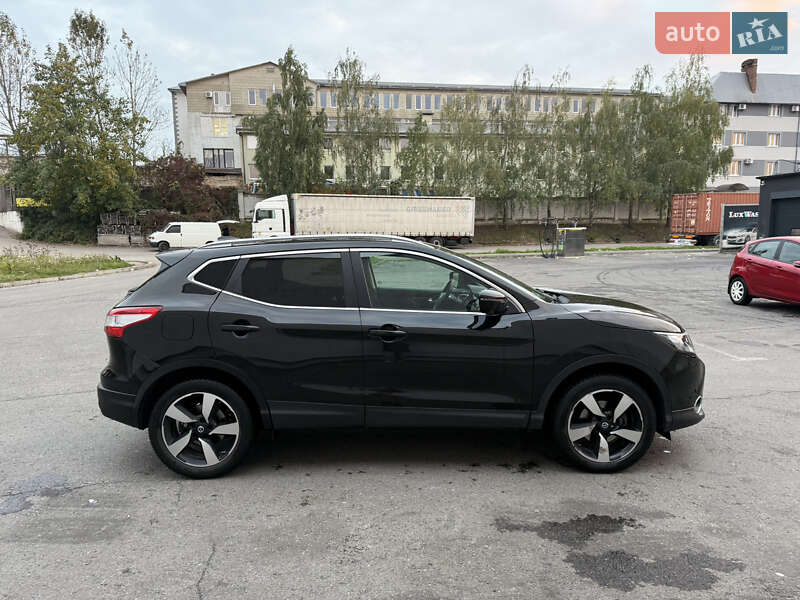 Внедорожник / Кроссовер Nissan Qashqai 2015 в Львове