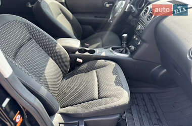 Внедорожник / Кроссовер Nissan Qashqai 2009 в 