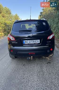 Внедорожник / Кроссовер Nissan Qashqai 2011 в 
