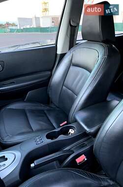Внедорожник / Кроссовер Nissan Qashqai 2007 в 