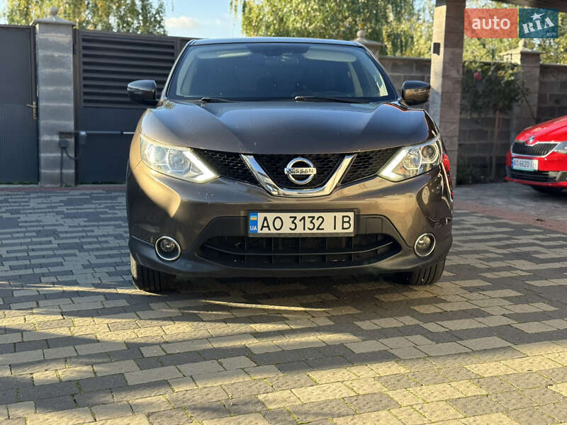 Внедорожник / Кроссовер Nissan Qashqai 2017 в Мукачево