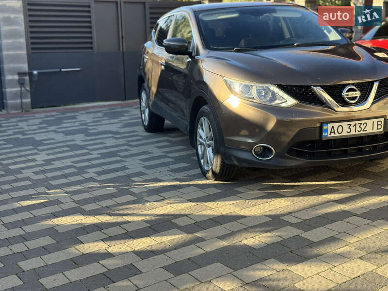 Внедорожник / Кроссовер Nissan Qashqai 2017 в Мукачево