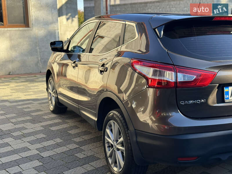 Внедорожник / Кроссовер Nissan Qashqai 2017 в Мукачево