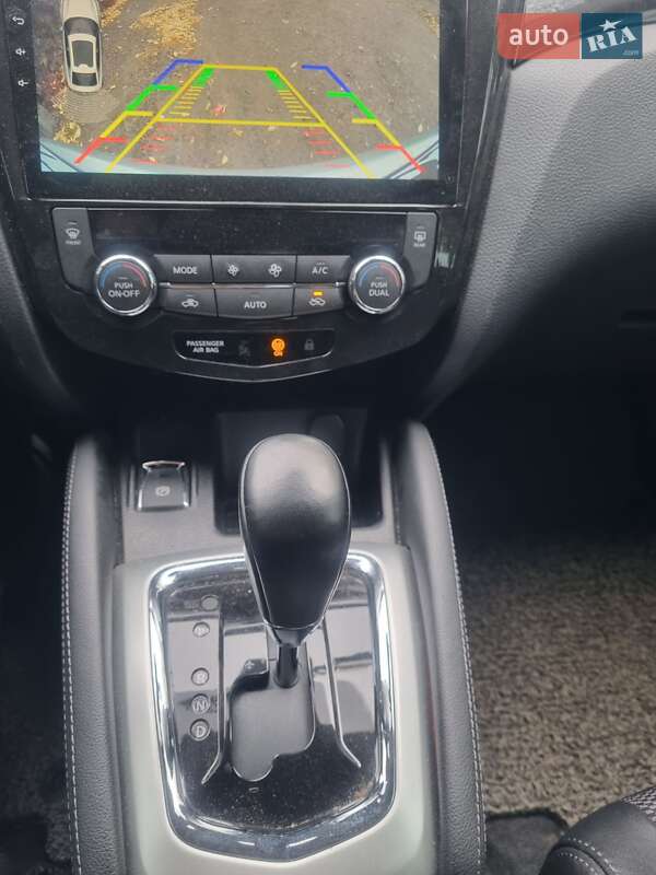 Внедорожник / Кроссовер Nissan Qashqai 2015 в Новомосковске