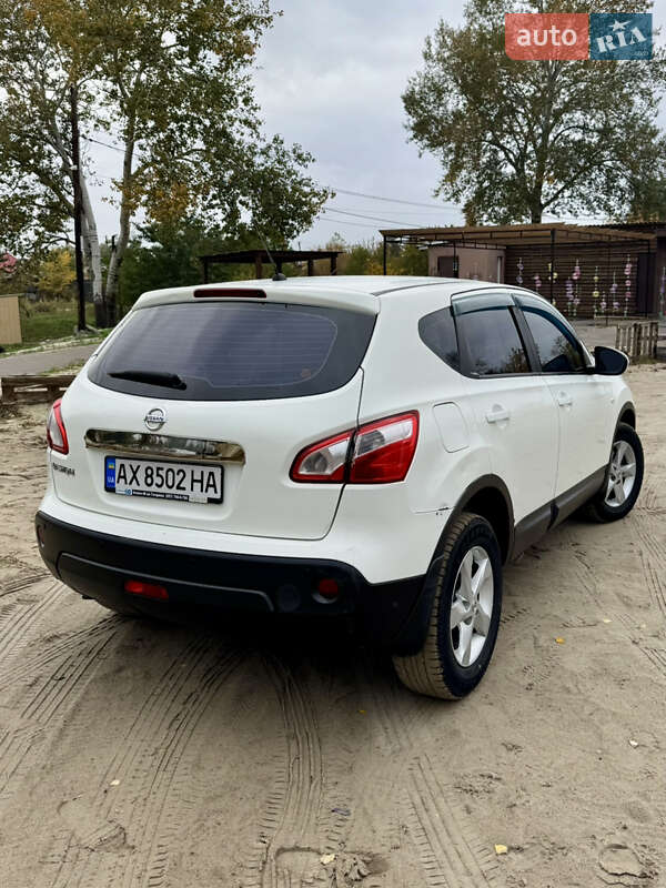 Внедорожник / Кроссовер Nissan Qashqai 2011 в Харькове
