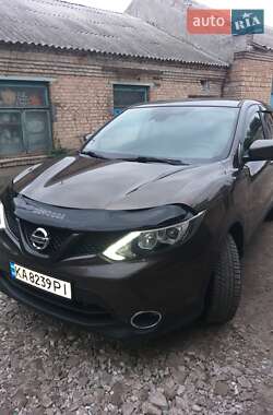 Внедорожник / Кроссовер Nissan Qashqai 2015 в Киеве