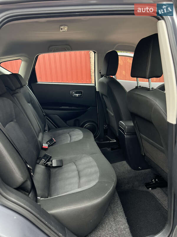 Внедорожник / Кроссовер Nissan Qashqai 2010 в Тернополе