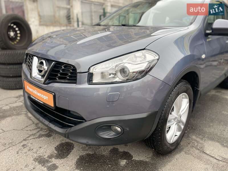 Внедорожник / Кроссовер Nissan Qashqai 2010 в Сумах