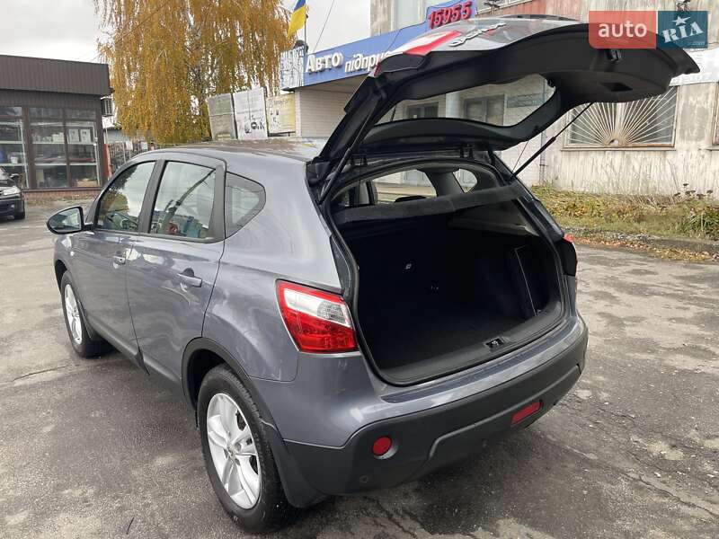 Внедорожник / Кроссовер Nissan Qashqai 2010 в Сумах