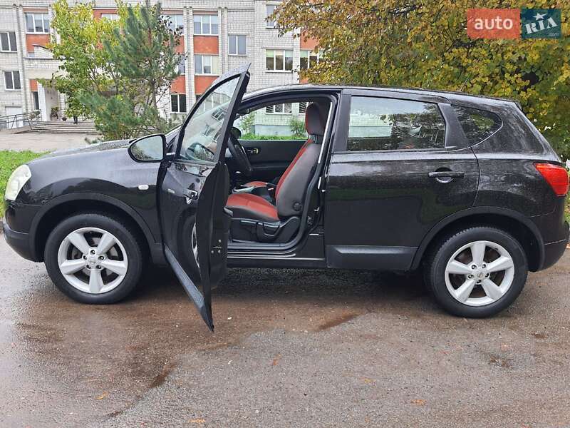 Позашляховик / Кросовер Nissan Qashqai 2008 в Львові