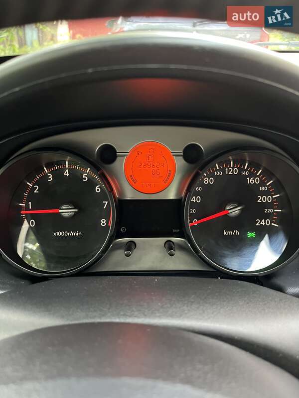 Позашляховик / Кросовер Nissan Qashqai 2007 в Львові