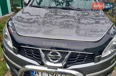 Позашляховик / Кросовер Nissan Qashqai 2012 в 