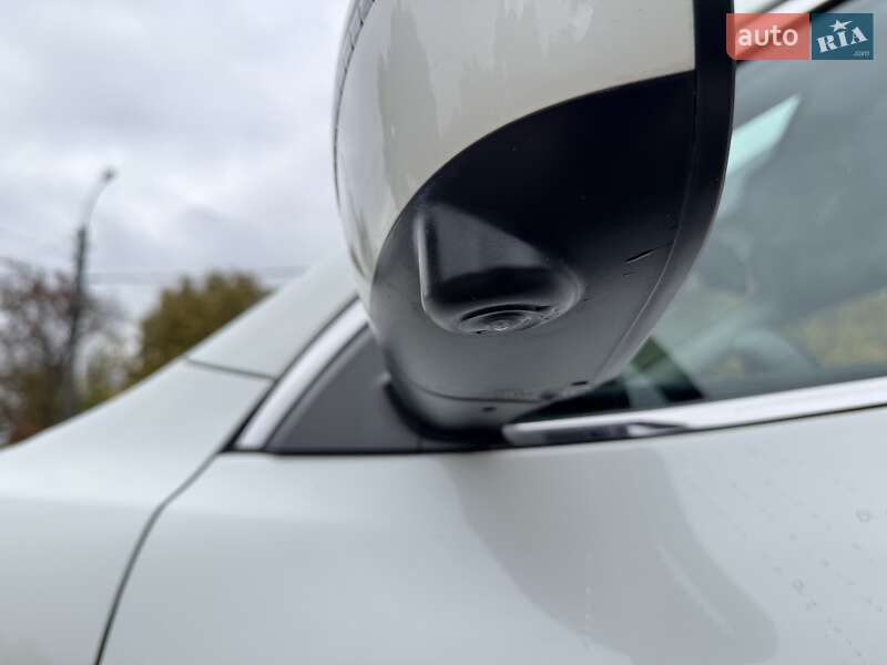 Позашляховик / Кросовер Nissan Qashqai 2017 в Сумах