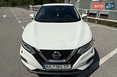 Позашляховик / Кросовер Nissan Qashqai 2018 в Києві