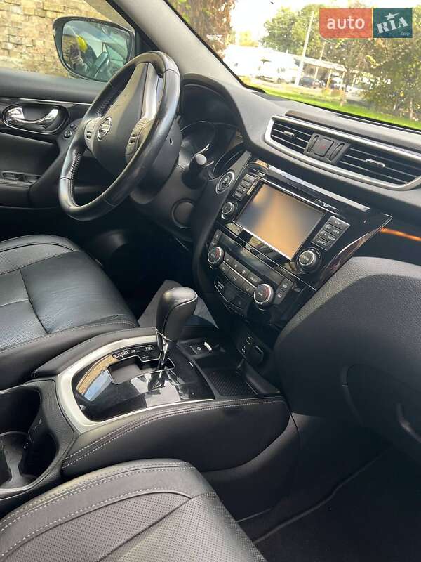 Внедорожник / Кроссовер Nissan Qashqai 2016 в Броварах