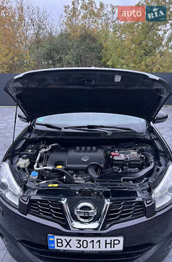 Позашляховик / Кросовер Nissan Qashqai 2011 в  фото 2 Позашляховик / Кросовер Nissan Qashqai 2011 в