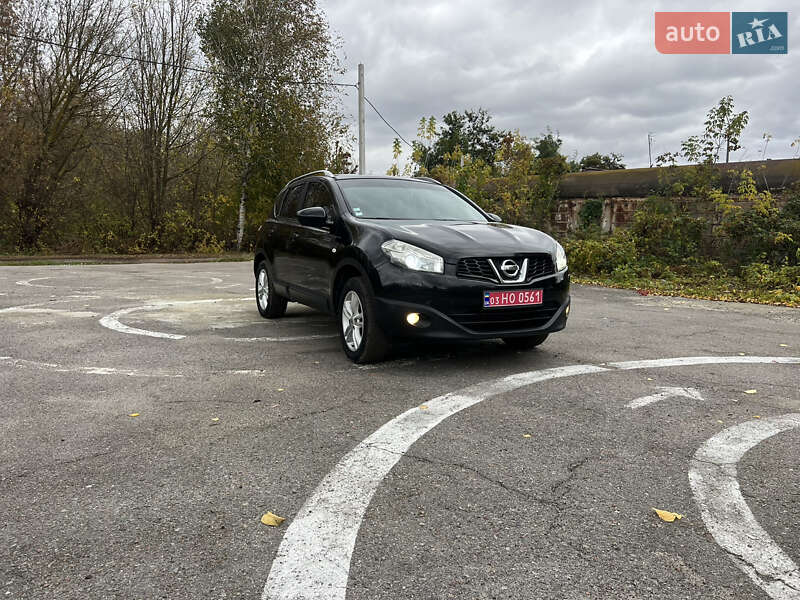 Внедорожник / Кроссовер Nissan Qashqai 2010 в Конотопе