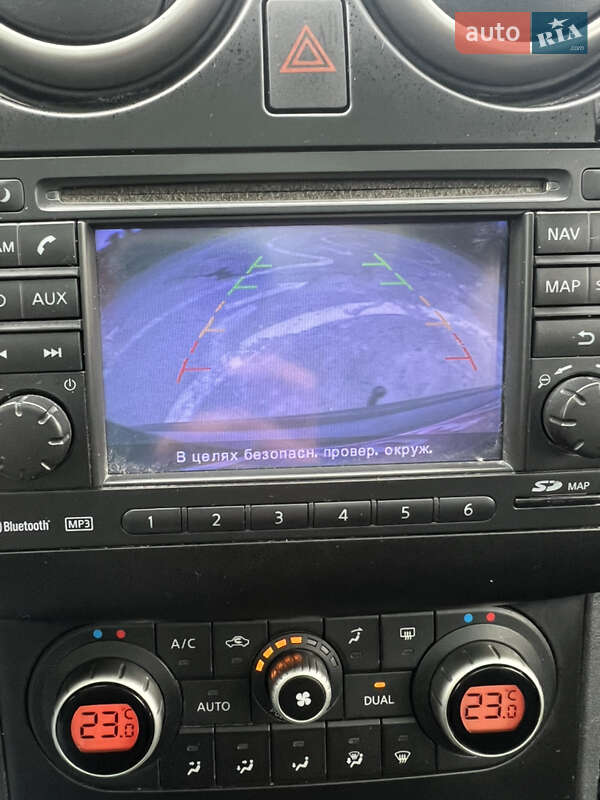 Внедорожник / Кроссовер Nissan Qashqai 2010 в Конотопе