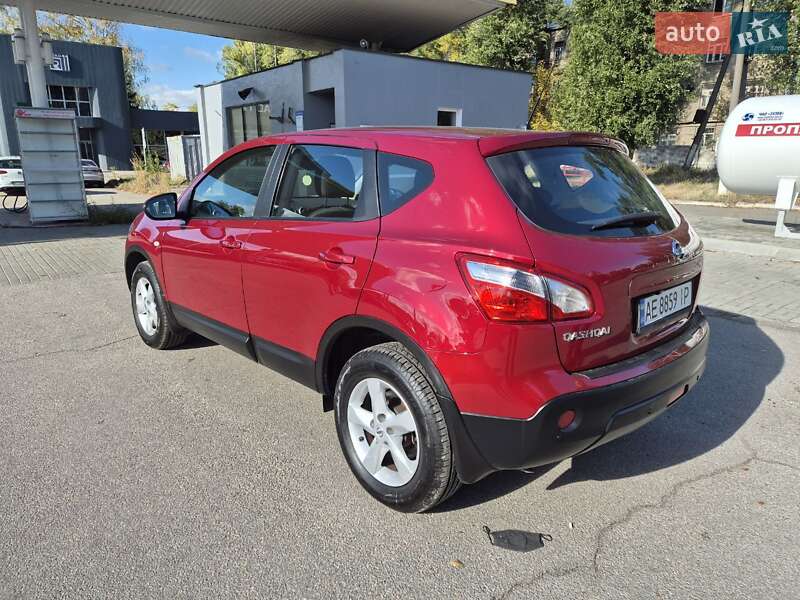Внедорожник / Кроссовер Nissan Qashqai 2012 в Днепре