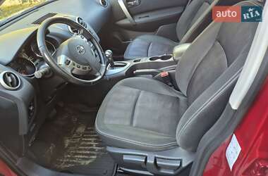 Внедорожник / Кроссовер Nissan Qashqai 2012 в 