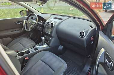 Внедорожник / Кроссовер Nissan Qashqai 2012 в 