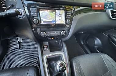 Внедорожник / Кроссовер Nissan Qashqai 2016 в 