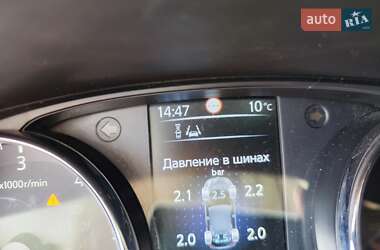 Внедорожник / Кроссовер Nissan Qashqai 2015 в 