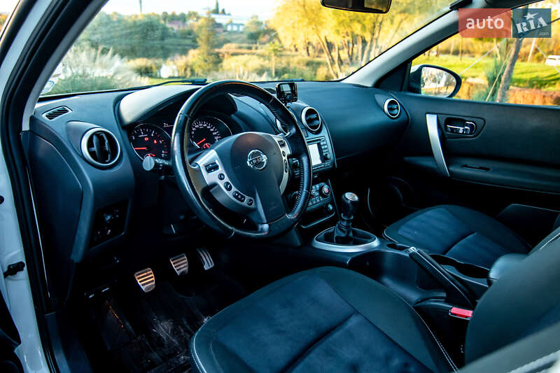Внедорожник / Кроссовер Nissan Qashqai 2012 в Умани