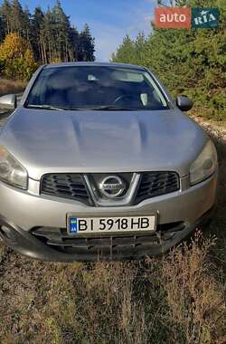 Внедорожник / Кроссовер Nissan Qashqai 2012 в 