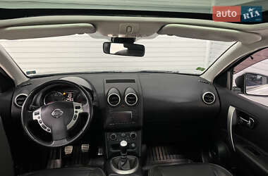 Внедорожник / Кроссовер Nissan Qashqai 2013 в 