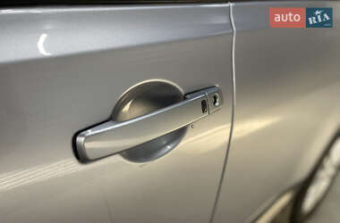 Внедорожник / Кроссовер Nissan Qashqai 2013 в 