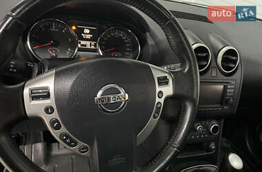 Внедорожник / Кроссовер Nissan Qashqai 2013 в 