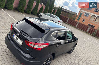 Позашляховик / Кросовер Nissan Qashqai 2016 в 