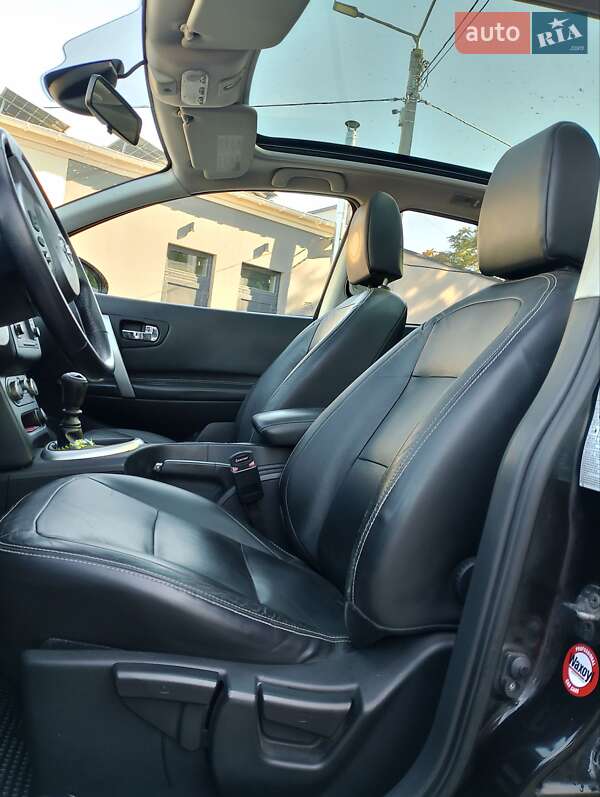 Позашляховик / Кросовер Nissan Qashqai 2010 в Миколаєві