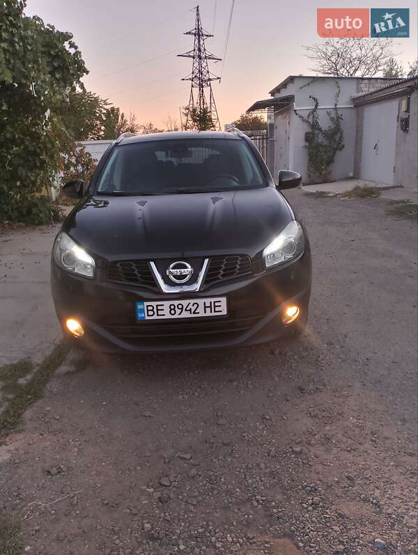 Позашляховик / Кросовер Nissan Qashqai 2010 в Миколаєві