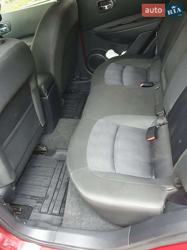 Позашляховик / Кросовер Nissan Qashqai 2011 в Києві