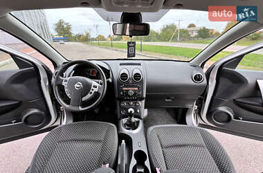 Внедорожник / Кроссовер Nissan Qashqai 2007 в 