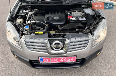 Внедорожник / Кроссовер Nissan Qashqai 2007 в 