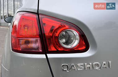 Внедорожник / Кроссовер Nissan Qashqai 2007 в 