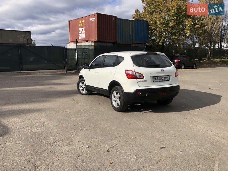 Позашляховик / Кросовер Nissan Qashqai 2013 в Києві фото 9 Позашляховик / Кросовер Nissan Qashqai 2013 в Києві